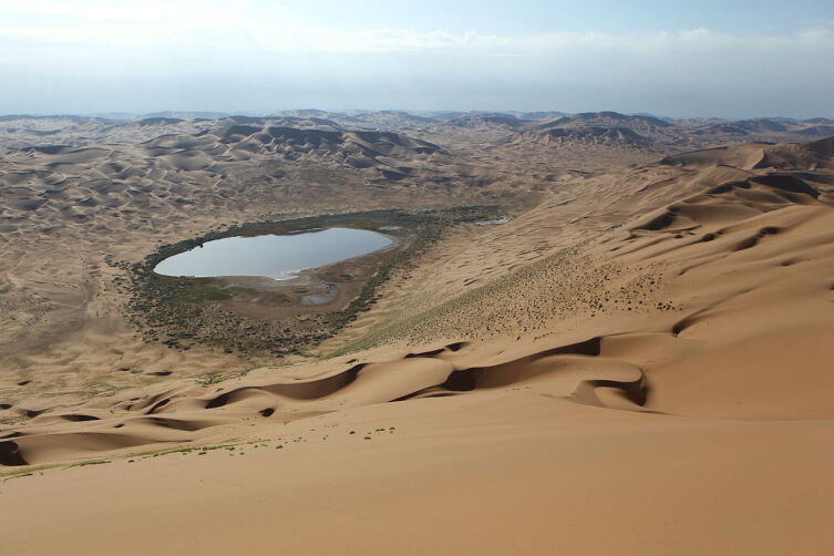Пустыня Бадын-Джаран