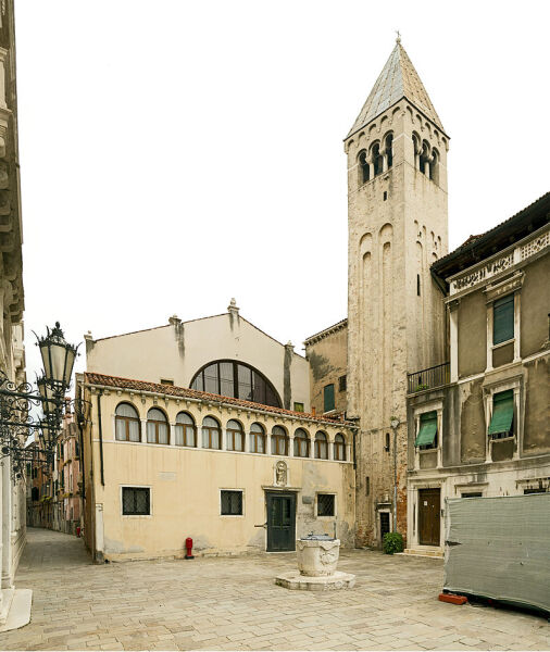 Церковь Сан-Самуэле в Венеции-фасад и колокольня