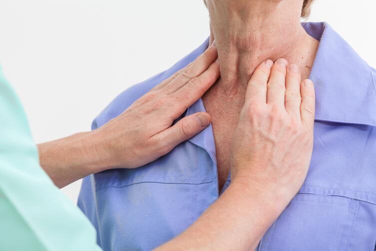 Кто подвержен гормональным заболеваниям щитовидной железы и как их лечат?