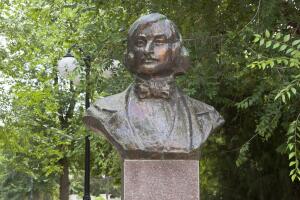 Кого любил Николай Васильевич Гоголь?
