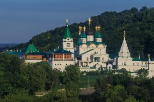 Святитель-труженик. Кто основал Печёрский монастырь в Нижнем Новгороде?