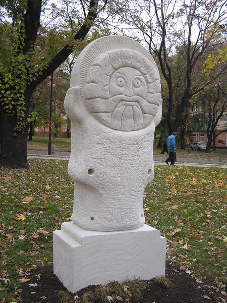 Скульптура «Ярило» в парке «Украинская степь»