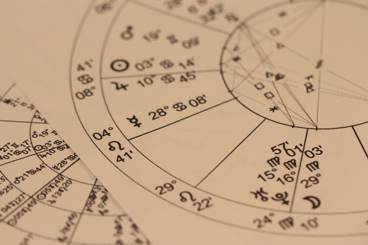 Почему астрология — лженаука? Часть 1: глазами ученых