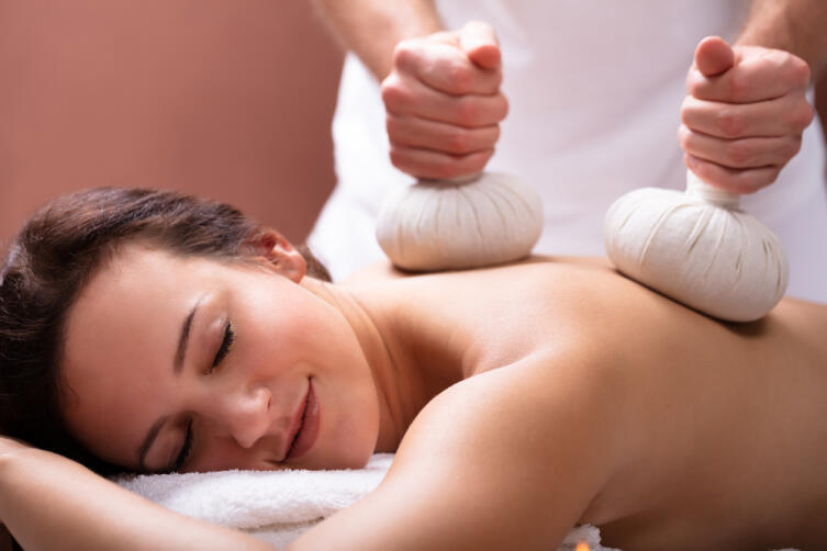 Чем полезен массаж и каким он бывает?