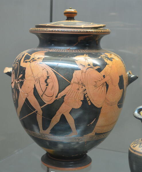 Ахиллес убивает Мемнона, Аврора стоит за Мемноном. Кувшин из Археологического музея древней Капуи, Италия