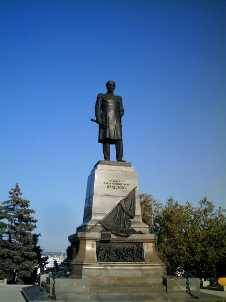 Памятник П. С. Нахимову в Севастополе