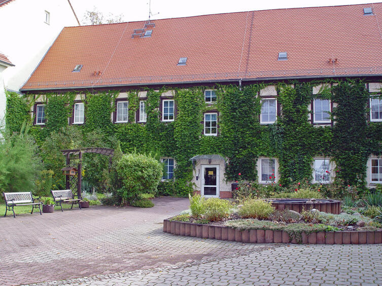 Дом Баха в Кётене, вид со двора. В этом доме Бах и его семья жили в 1719—1723 гг.