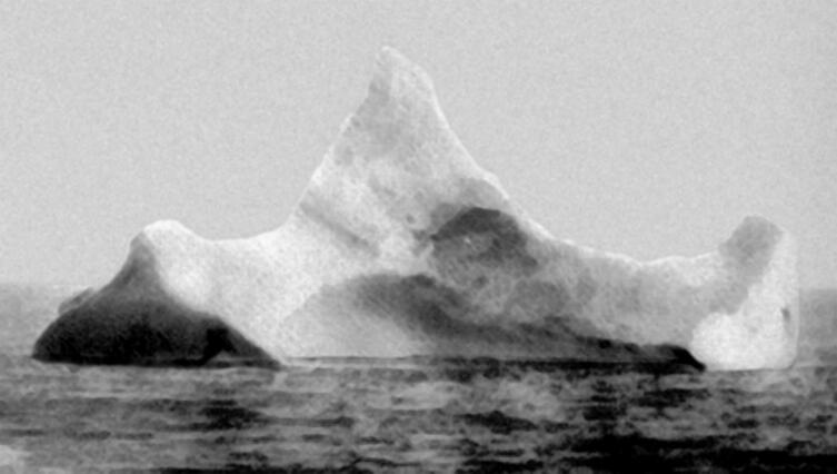 Айсберг, с которым, предположительно, столкнулся «Титаник»