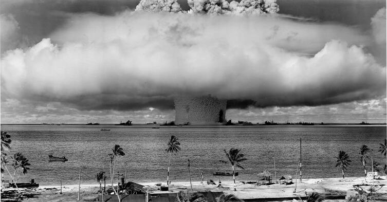 Ядерные испытания на атолле Бикини, 1946 г.