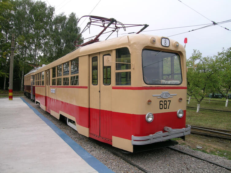 Трамвай ЛМ-49, производства ВАРЗ