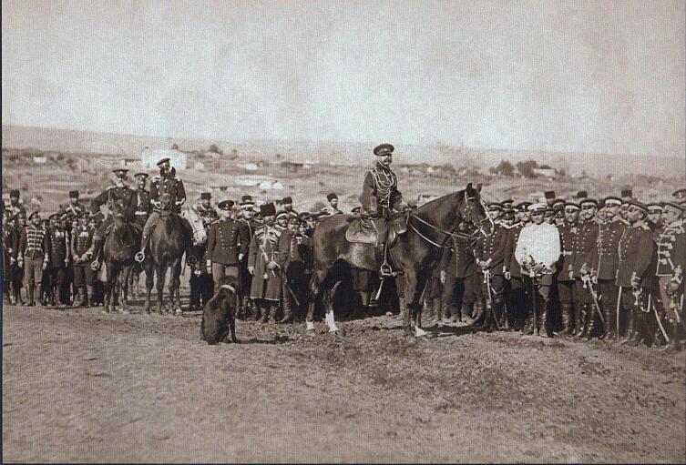 Александр II со своей гвардией в Болгарии в 1877 г.