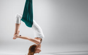 Что женщине не стоит делать во время критических дней?